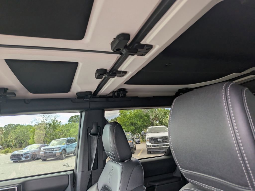 Certified 2025 Ford Bronco Badlands image 23