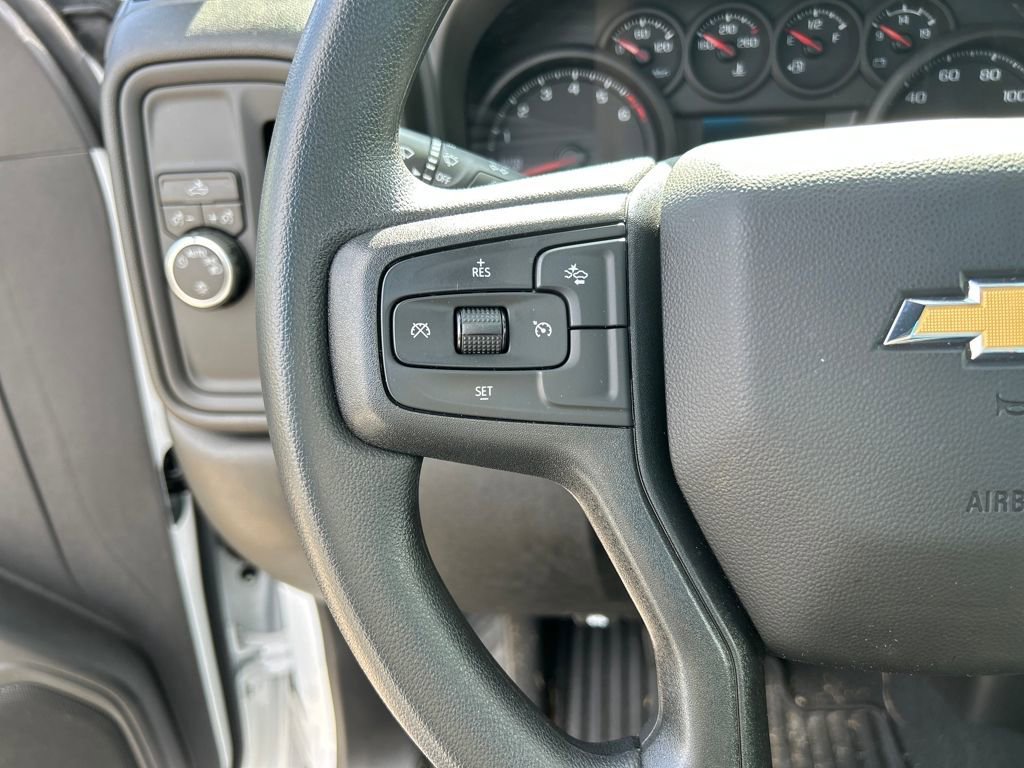 Used 2025 Chevrolet Silverado 1500 Custom image 20