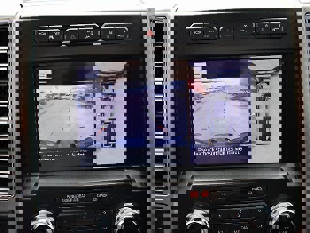 Certified 2020 Ford F450 Platinum w/ FX4 Off-Road Package image 33