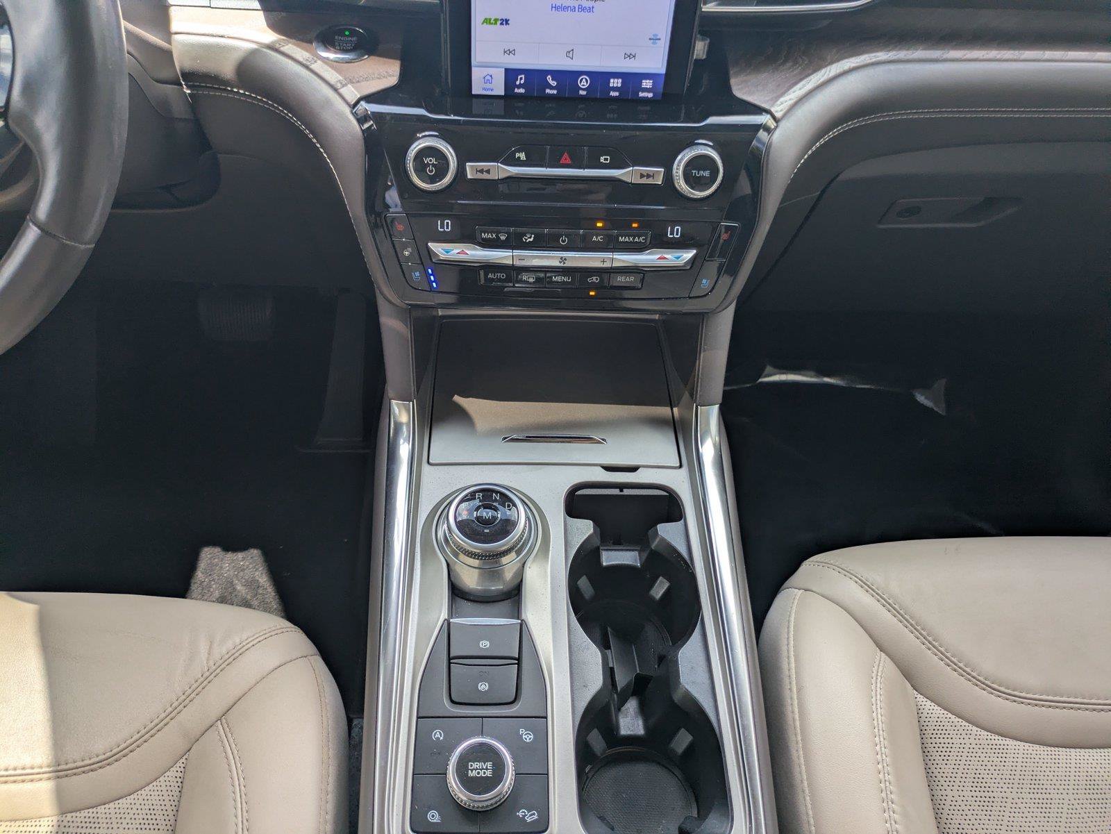 Certified 2021 Ford Explorer Platinum w/ Equipment Group 601A AWD/4WD image 22