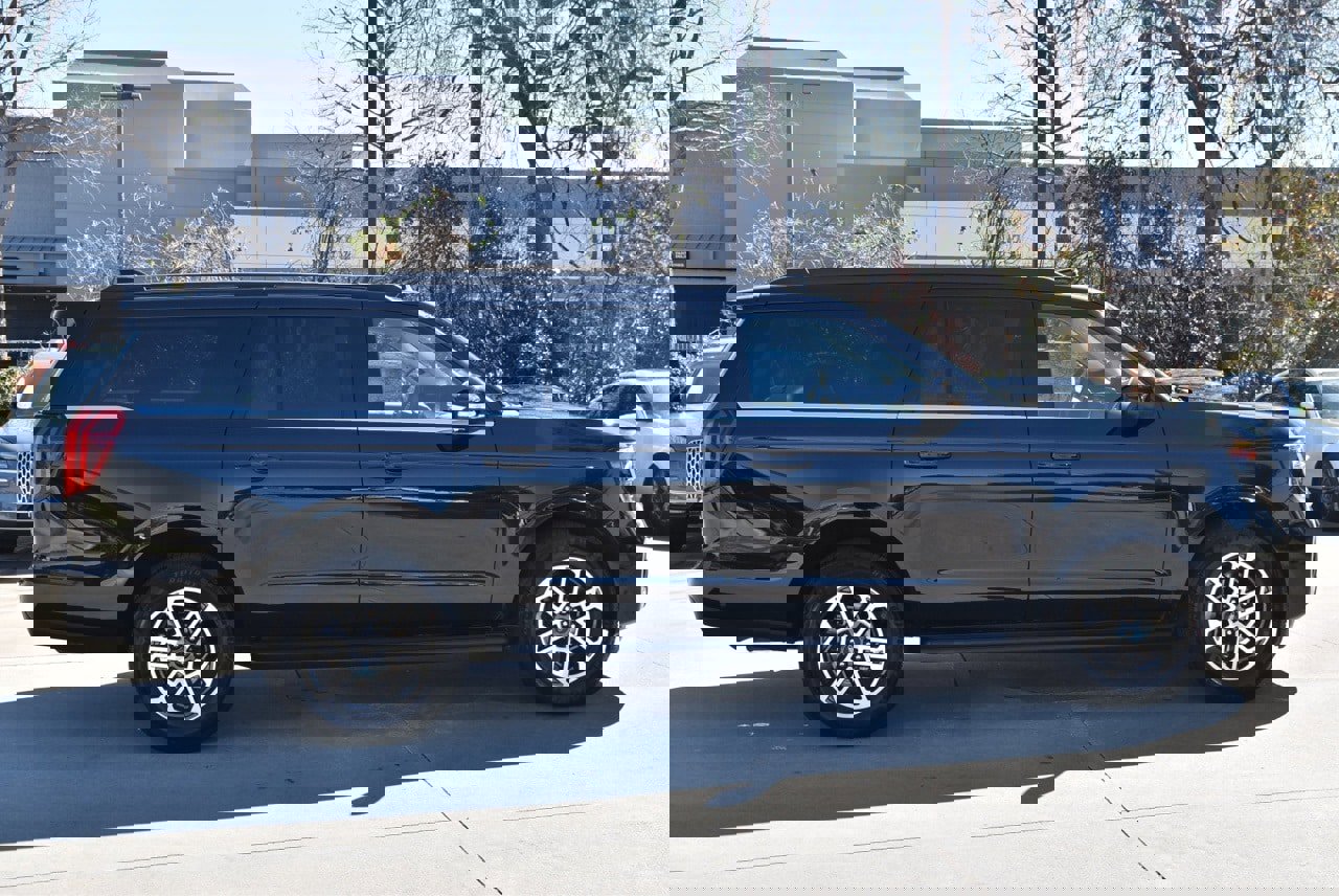 Certified 2025 Ford Expedition Max Active image 6