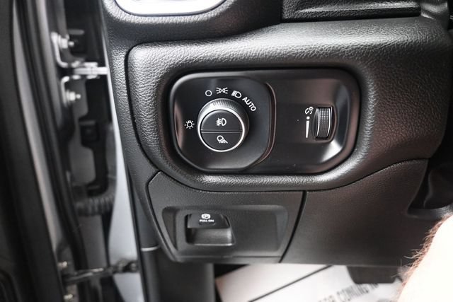 Used 2023 RAM 1500 Big Horn AWD/4WD image 9