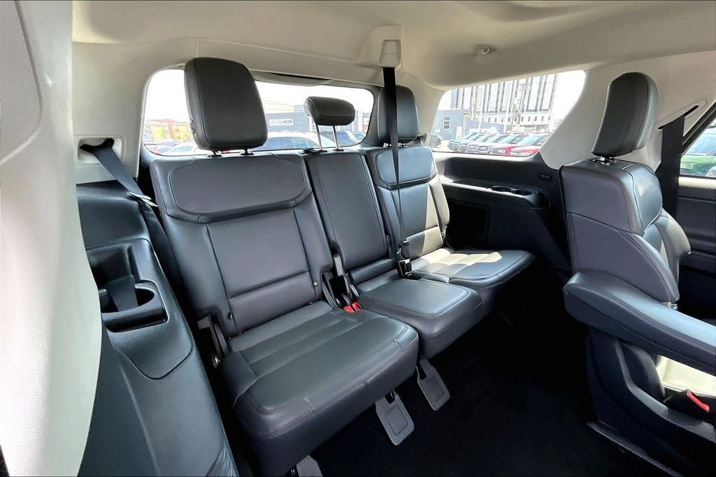 Certified 2025 Ford Expedition Active RWD image 27