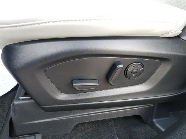 Certified 2025 Ford Explorer Platinum w/ Ultimate Package image 14