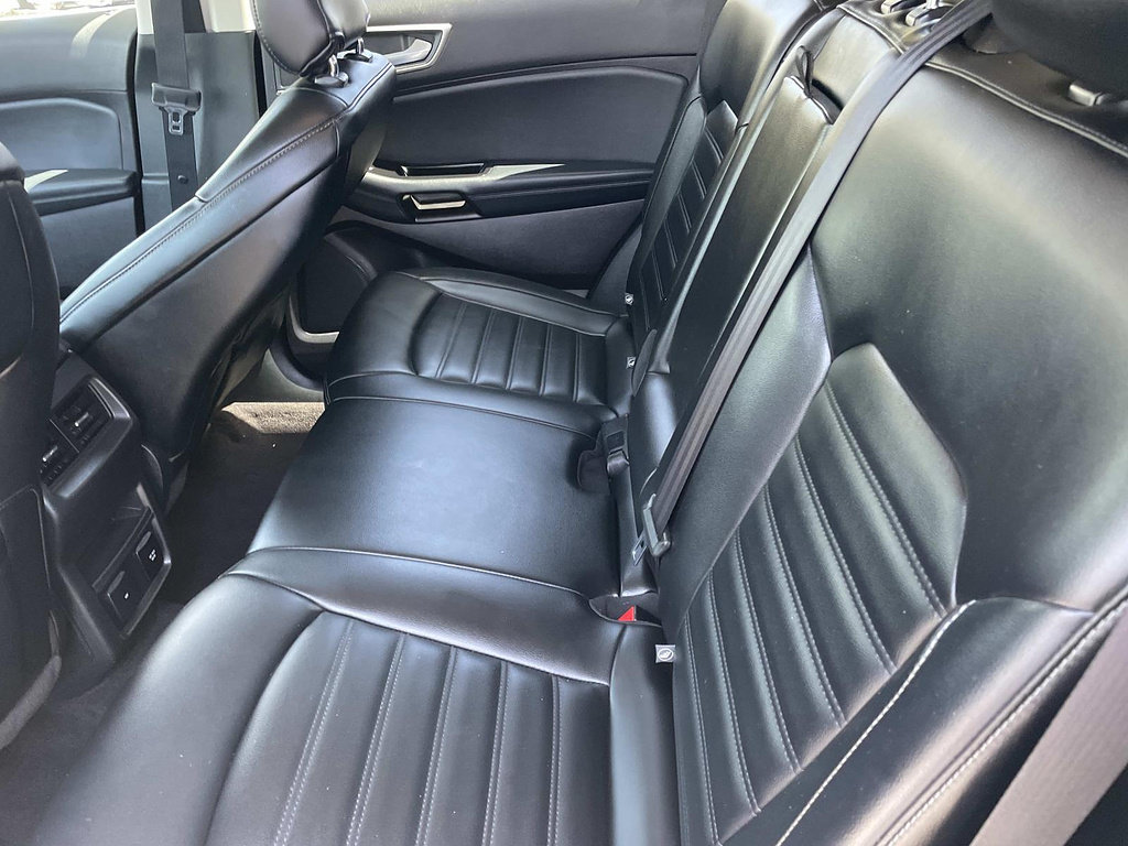 Certified 2019 Ford Edge SEL w/ Equipment Group 201A FWD image 23