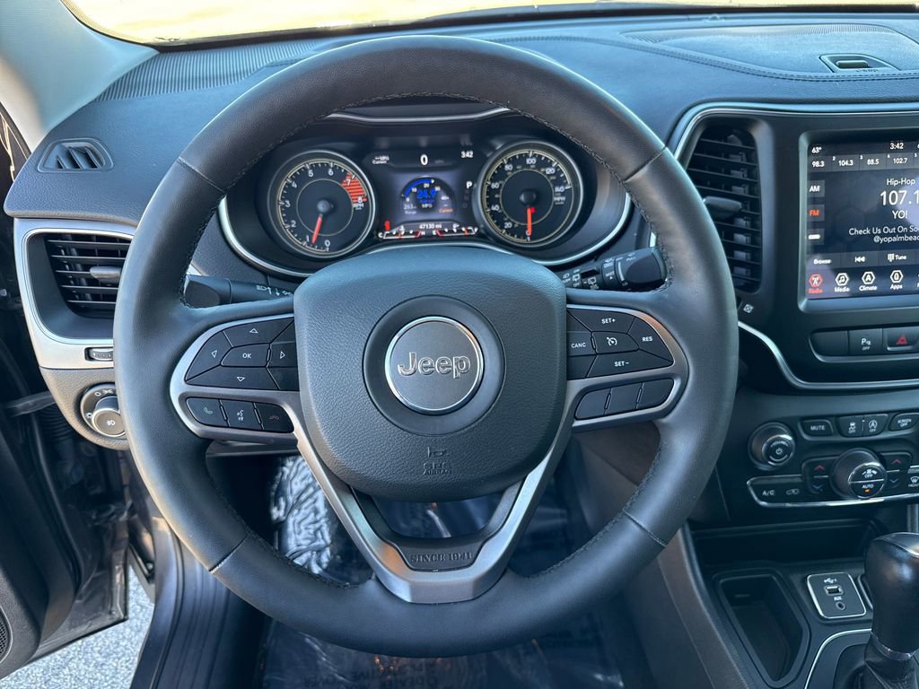 Used 2021 Jeep Cherokee Latitude Lux w/ Comfort/Convenience Group image 14