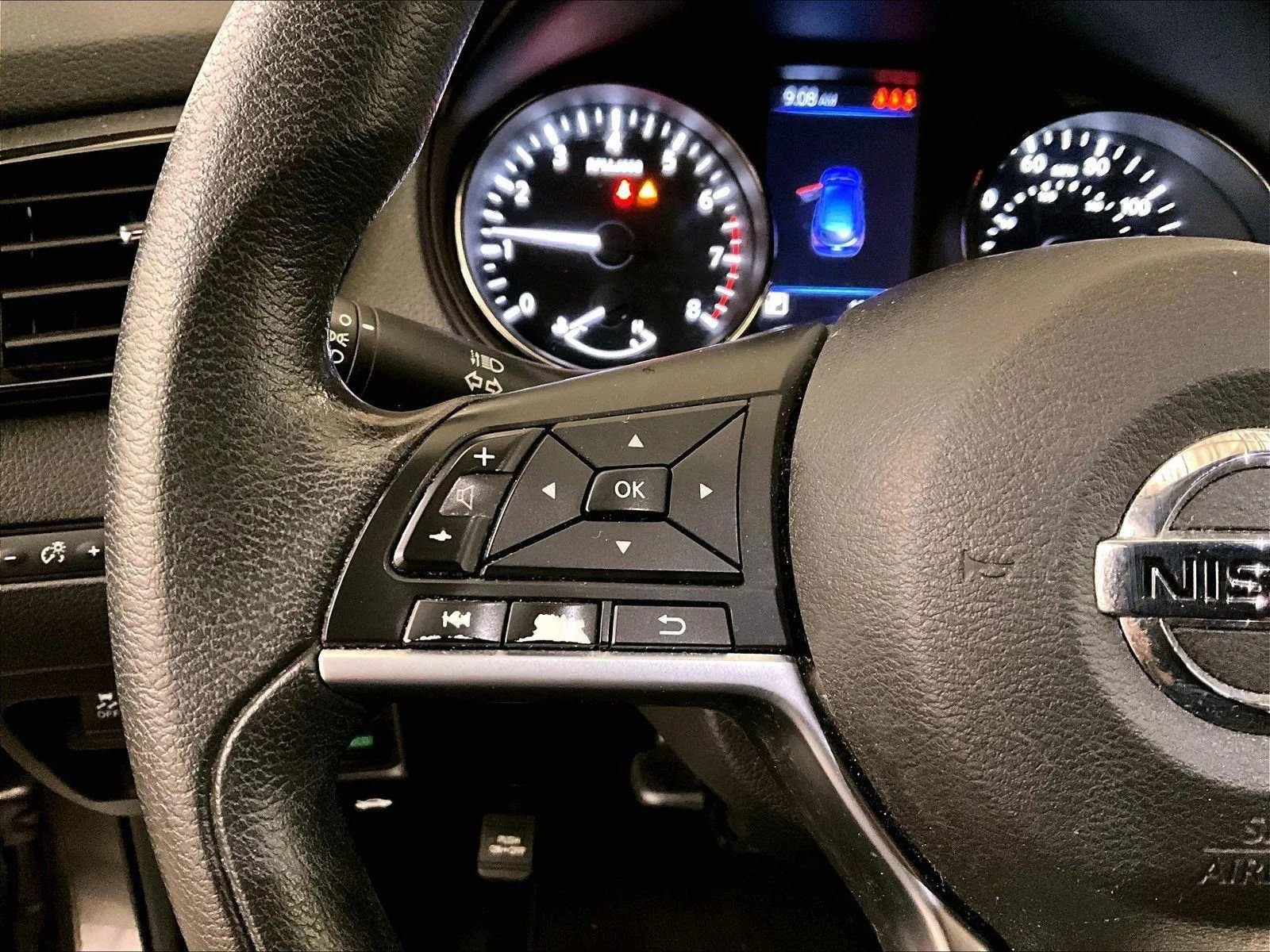 Used 2020 Nissan Rogue Sport SV AWD/4WD image 17