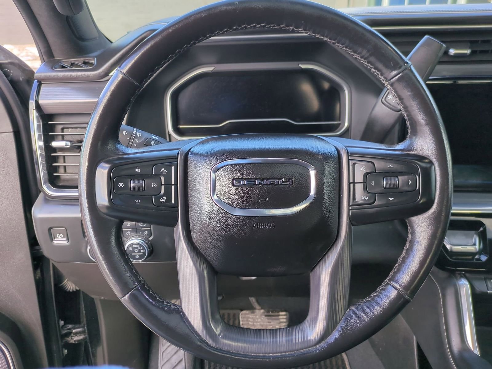 Used 2024 GMC Sierra 2500 Denali Ultimate w/ Max Trailering Package image 29