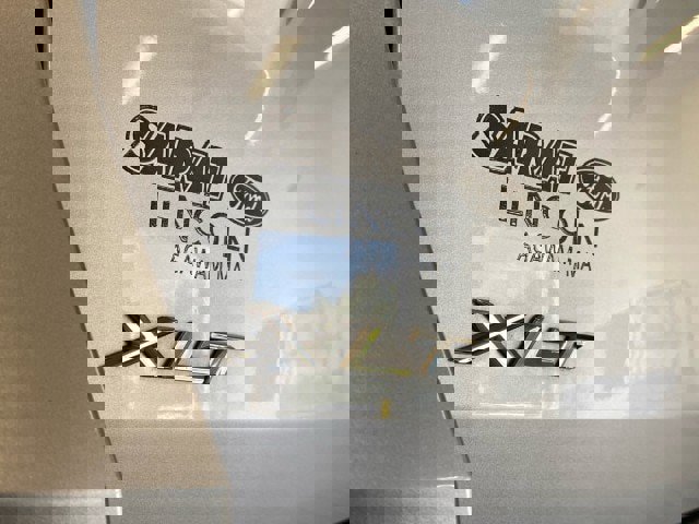 Certified 2021 Ford Explorer XLT w/ Equipment Group 202A image 7