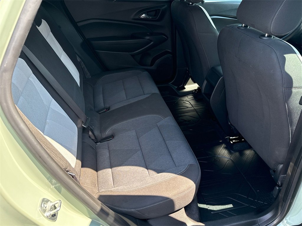 Used 2024 Chevrolet Trax RS w/ Driver Confidence Package image 15