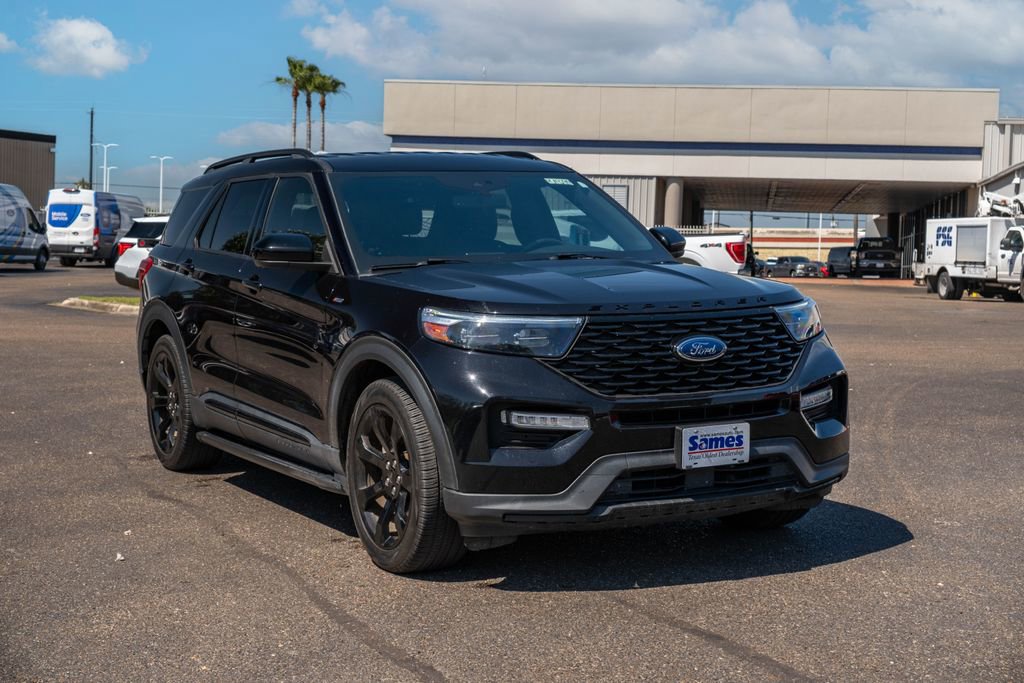 Certified 2023 Ford Explorer ST-Line w/ Class IV Trailer Tow Package