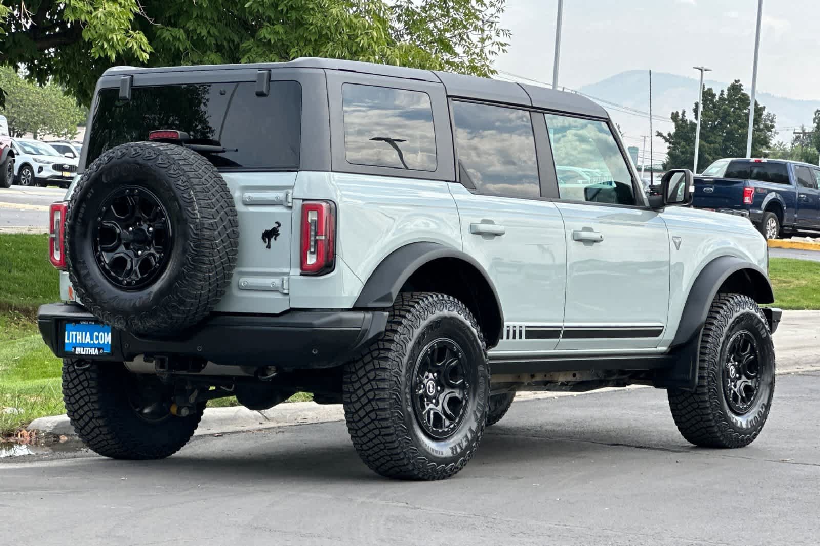 Certified 2021 Ford Bronco First Edition AWD/4WD image 2