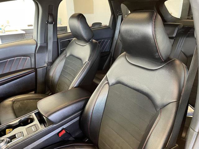 Certified 2022 Ford Edge ST-Line w/ Class II Trailer Tow Package image 14