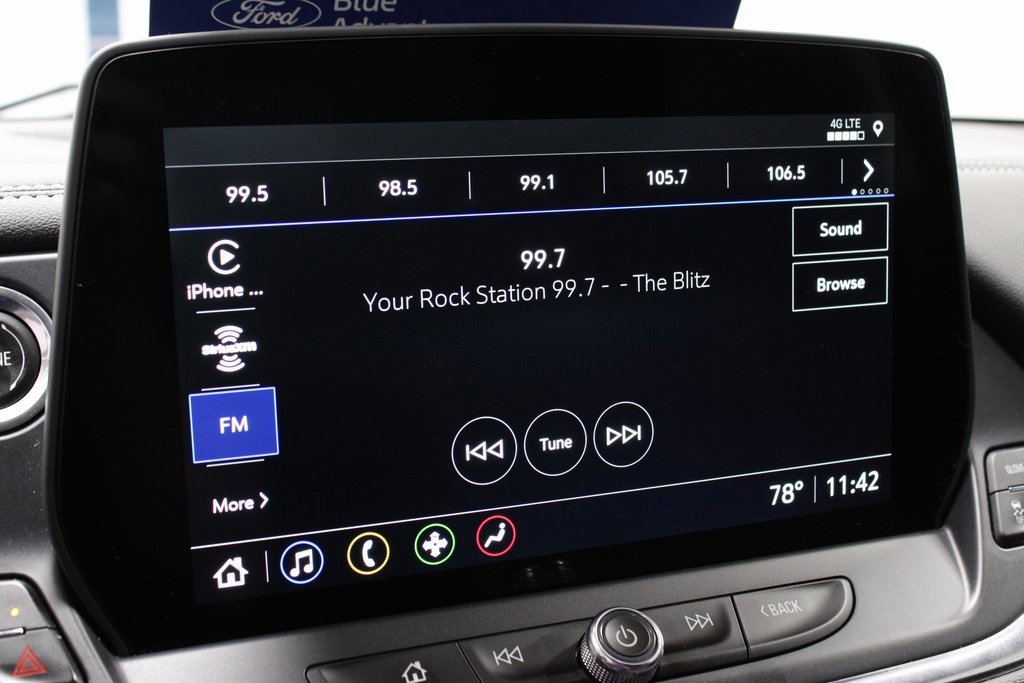 Used 2023 Chevrolet Blazer LT image 9