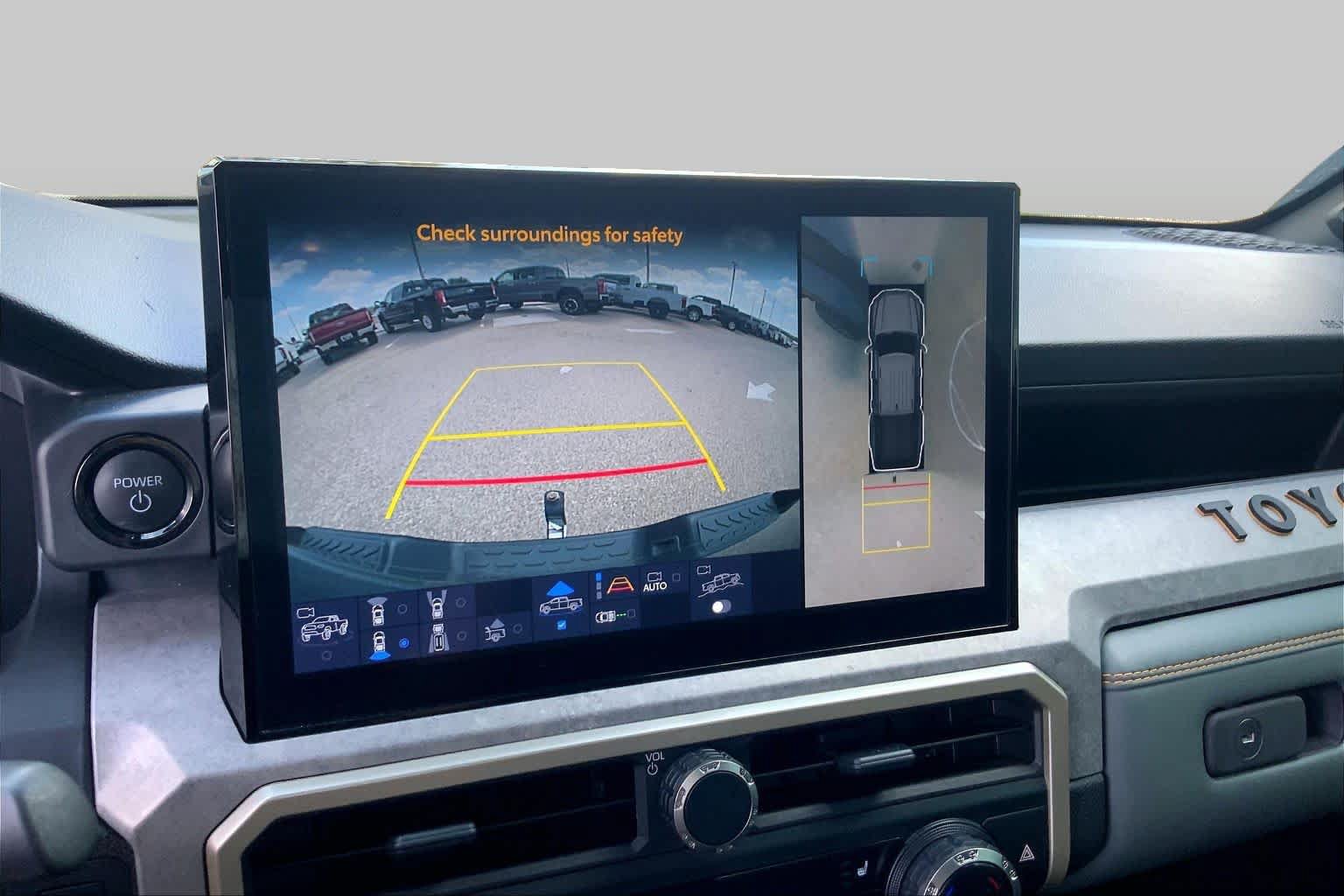 Used 2025 Toyota Tacoma 4x4 Double Cab Hybrid image 27