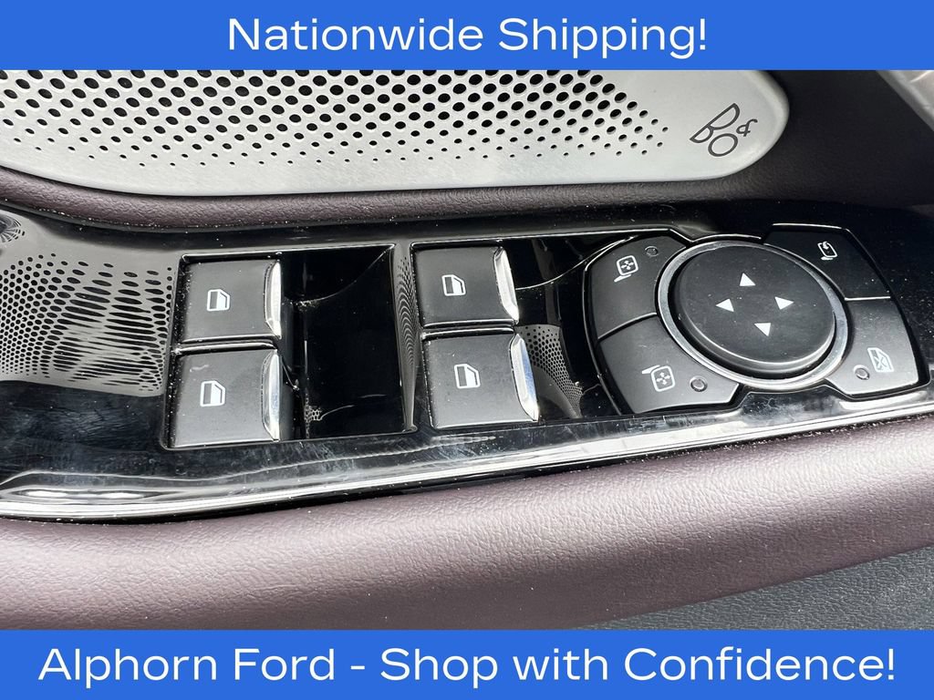 Certified 2025 Ford Explorer Platinum w/ LUX Leather Package AWD/4WD image 13