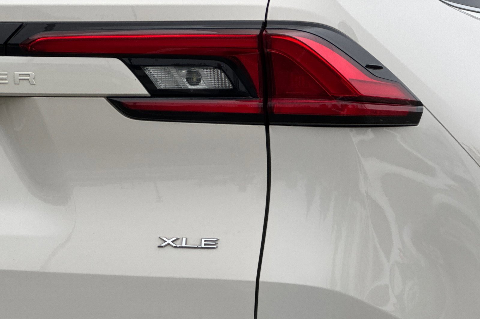 Used 2024 Toyota Grand Highlander AWD image 30