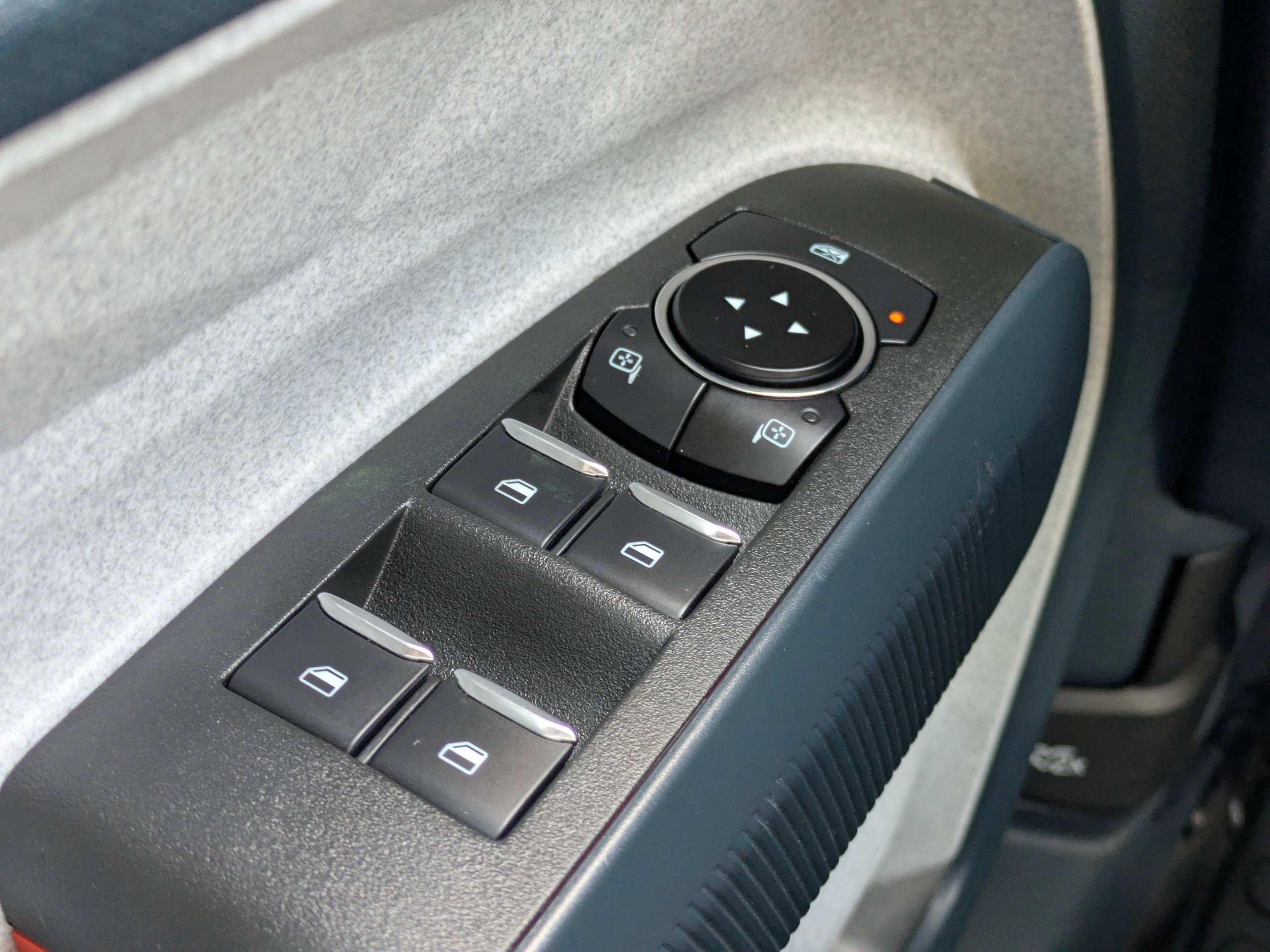 Certified 2023 Ford Maverick XLT w/ XLT Luxury Package image 29