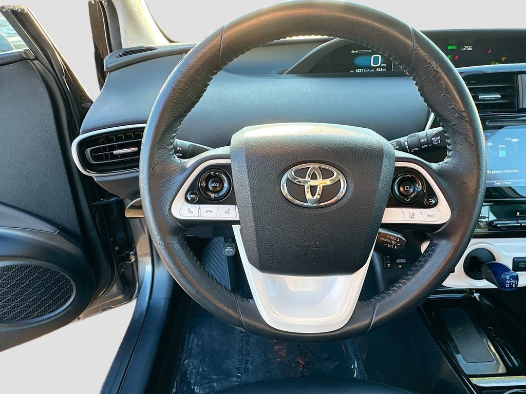 Used 2017 Toyota Prius Four w/ Advanced Technology Package image 10