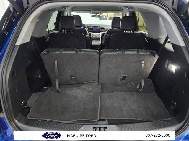 Certified 2022 Ford Explorer XLT w/ Equipment Group 202A image 14