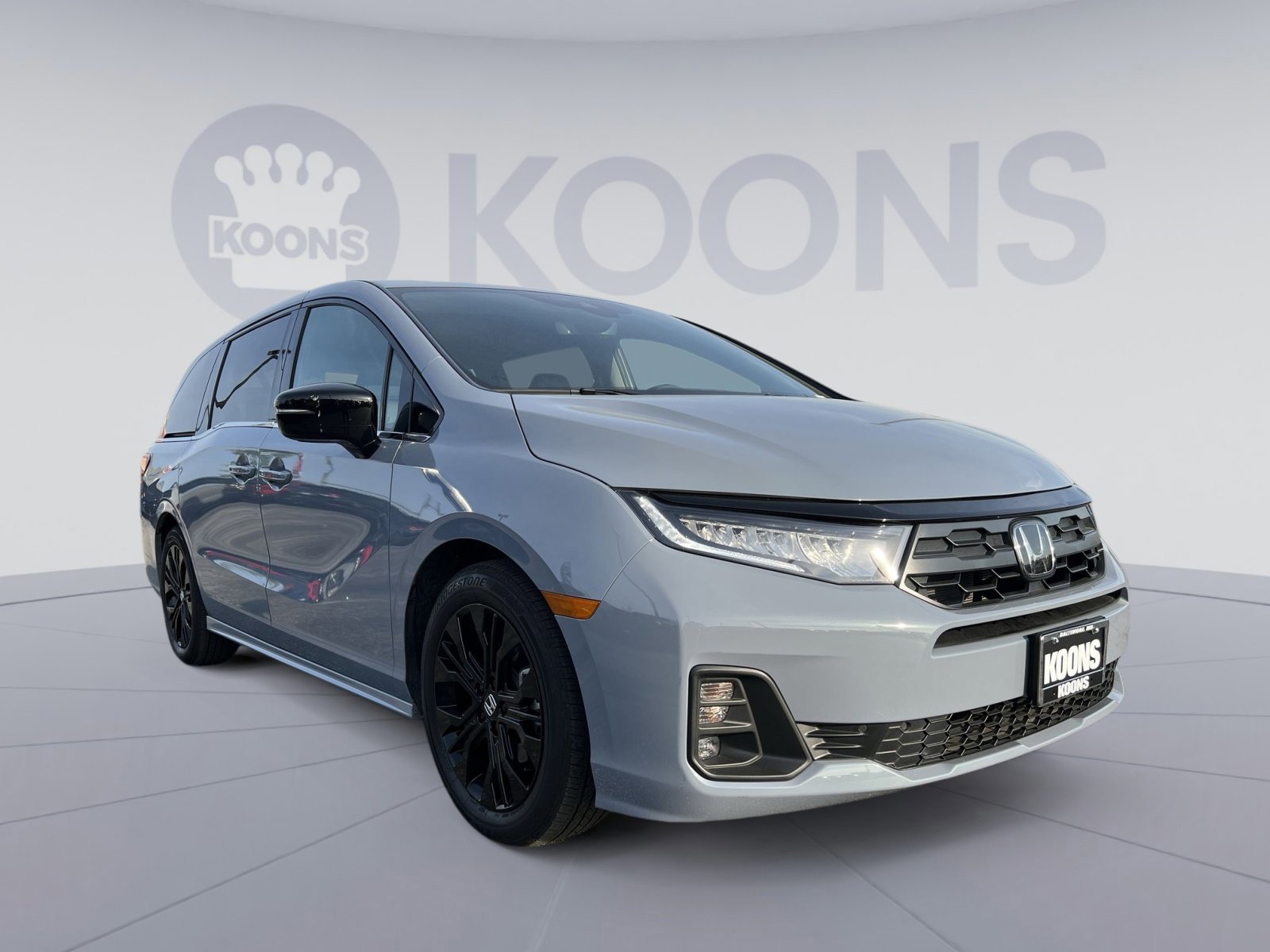 Used 2025 Honda Odyssey Sport-L image 2