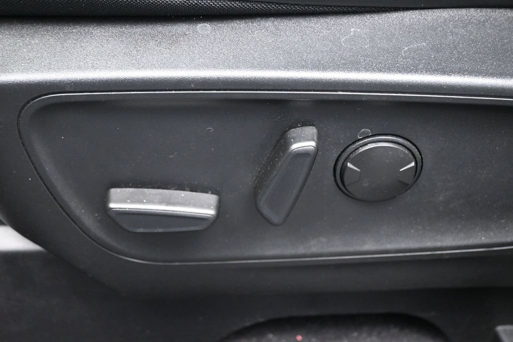 Certified 2023 Ford Escape ST-Line w/ Equipment Group 301A FWD image 11