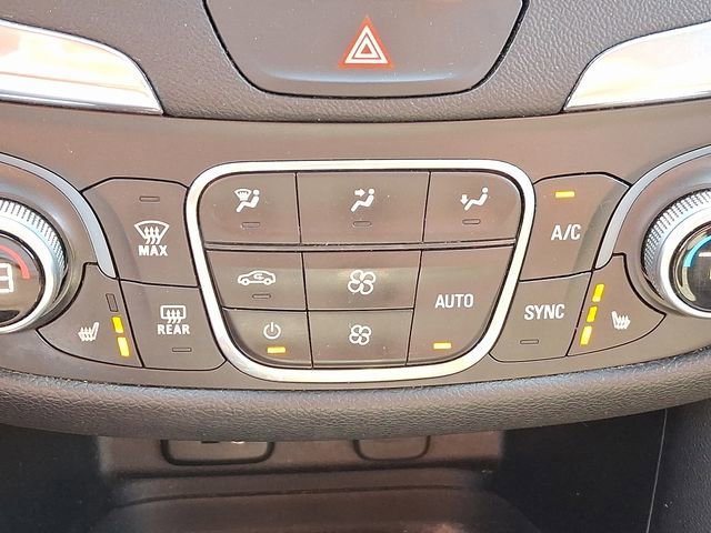 Used 2018 Chevrolet Equinox LT image 25