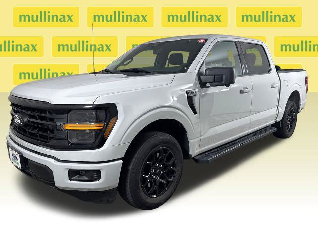 Certified 2024 Ford F150 XLT w/ XLT Black Appearance Package RWD image 15