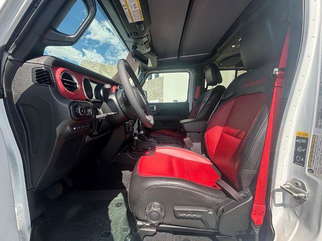Used 2023 Jeep Wrangler Unlimited Rubicon 4xe AWD/4WD image 13