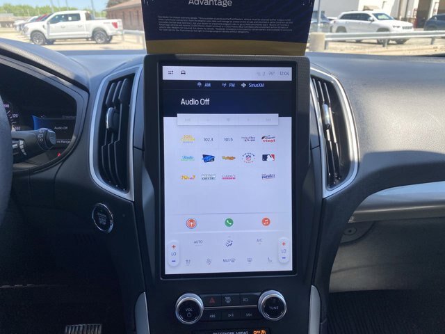 Certified 2024 Ford Edge SEL w/ Convenience Package AWD/4WD image 17