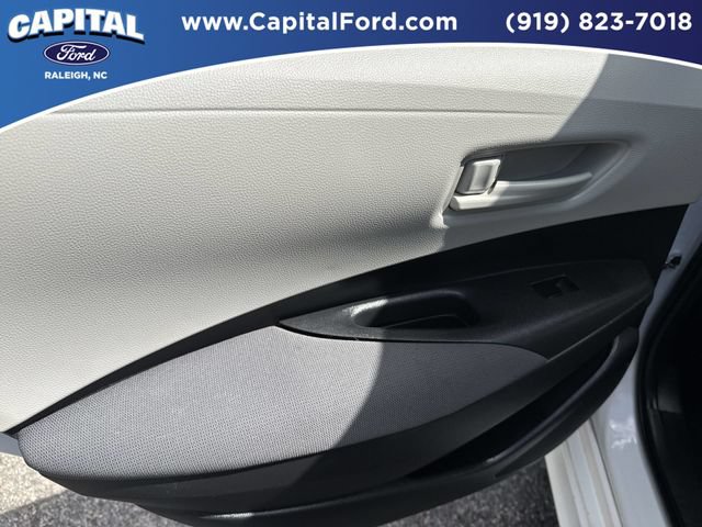 Used 2024 Toyota Corolla LE FWD image 17