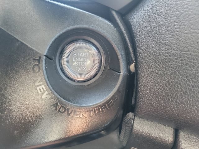 Used 2023 Jeep Renegade Altitude AWD/4WD image 21