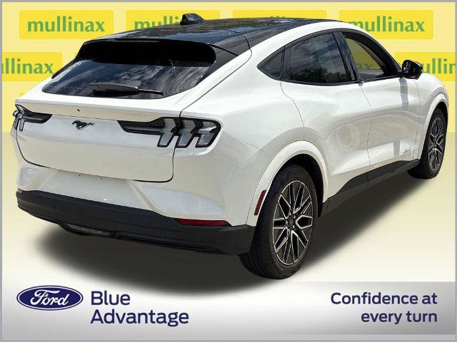 Certified 2025 Ford Mustang Mach-E Premium AWD/4WD image 4