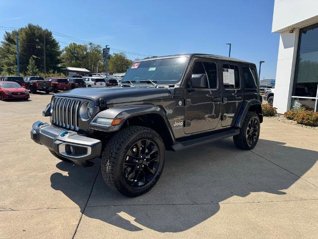 Used 2022 Jeep Wrangler Unlimited Sahara w/ Cold Weather Group image 4
