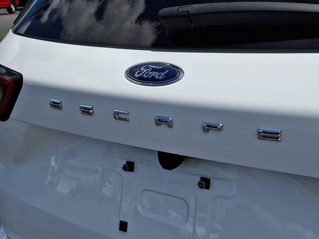 Certified 2023 Ford Escape ST-Line w/ Tech Pack #1 AWD/4WD image 28