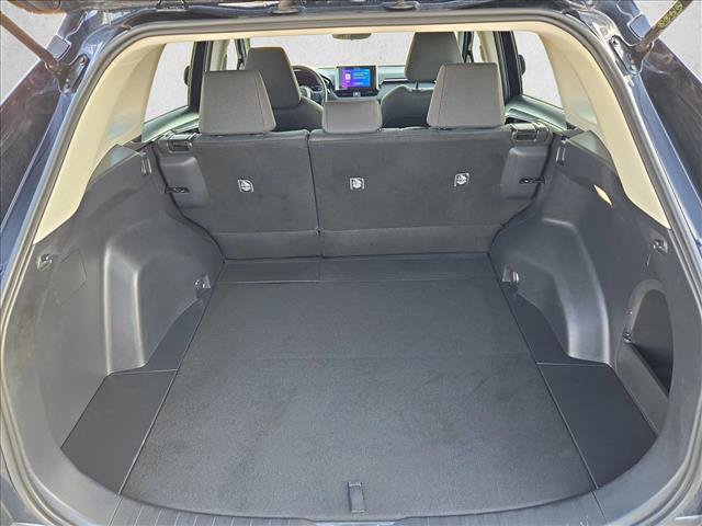 Used 2025 Toyota RAV4 LE AWD/4WD image 6
