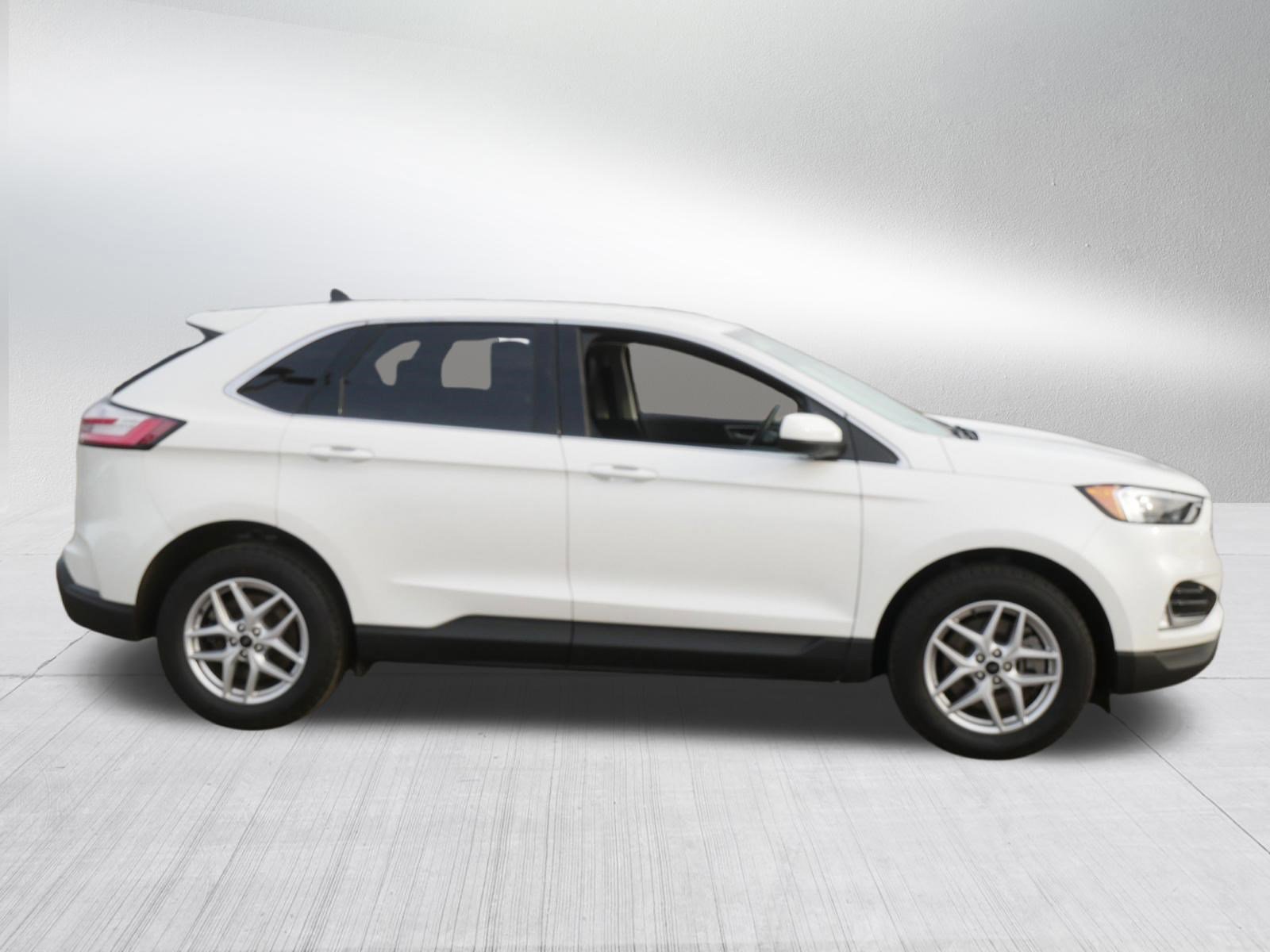 Certified 2023 Ford Edge SEL w/ Convenience Package image 6