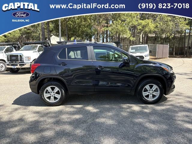 Used 2021 Chevrolet Trax LT image 9