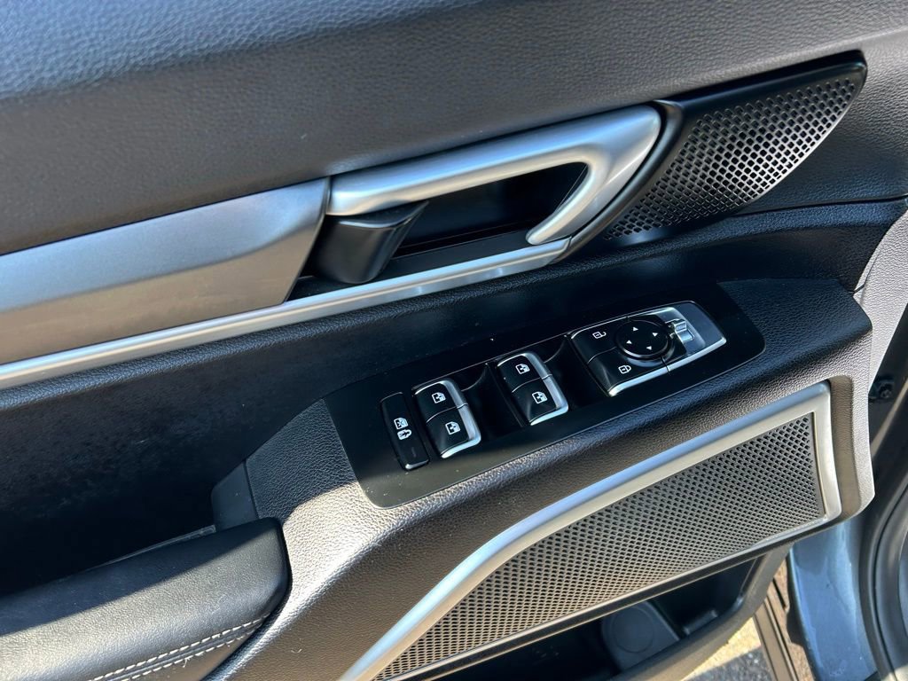 Used 2022 Kia Telluride S image 13