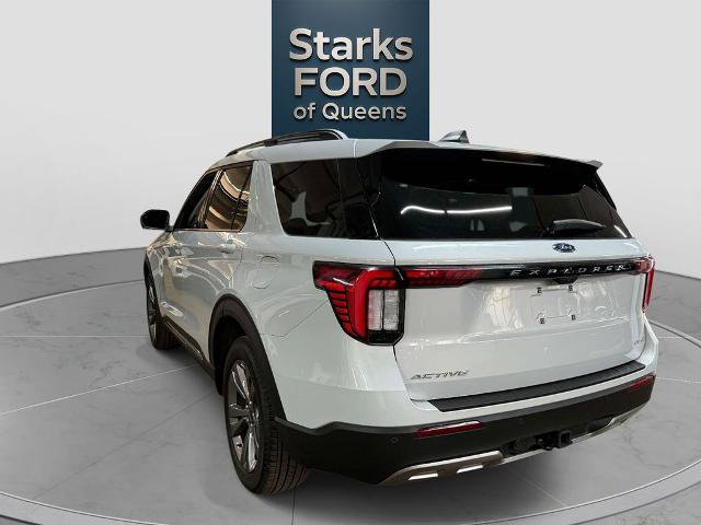 Certified 2025 Ford Explorer Active w/ Active Comfort Package AWD/4WD image 4