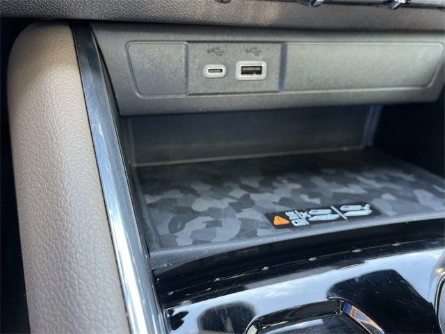 Used 2024 GMC Canyon Denali image 36