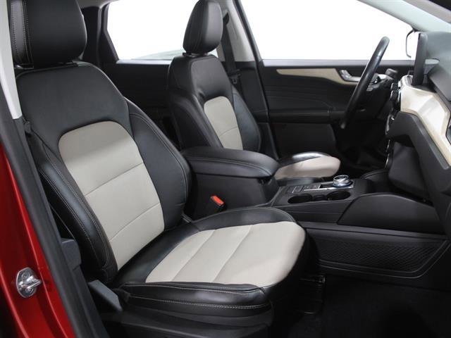 Certified 2022 Ford Escape Titanium w/ Titanium Elite Package image 18