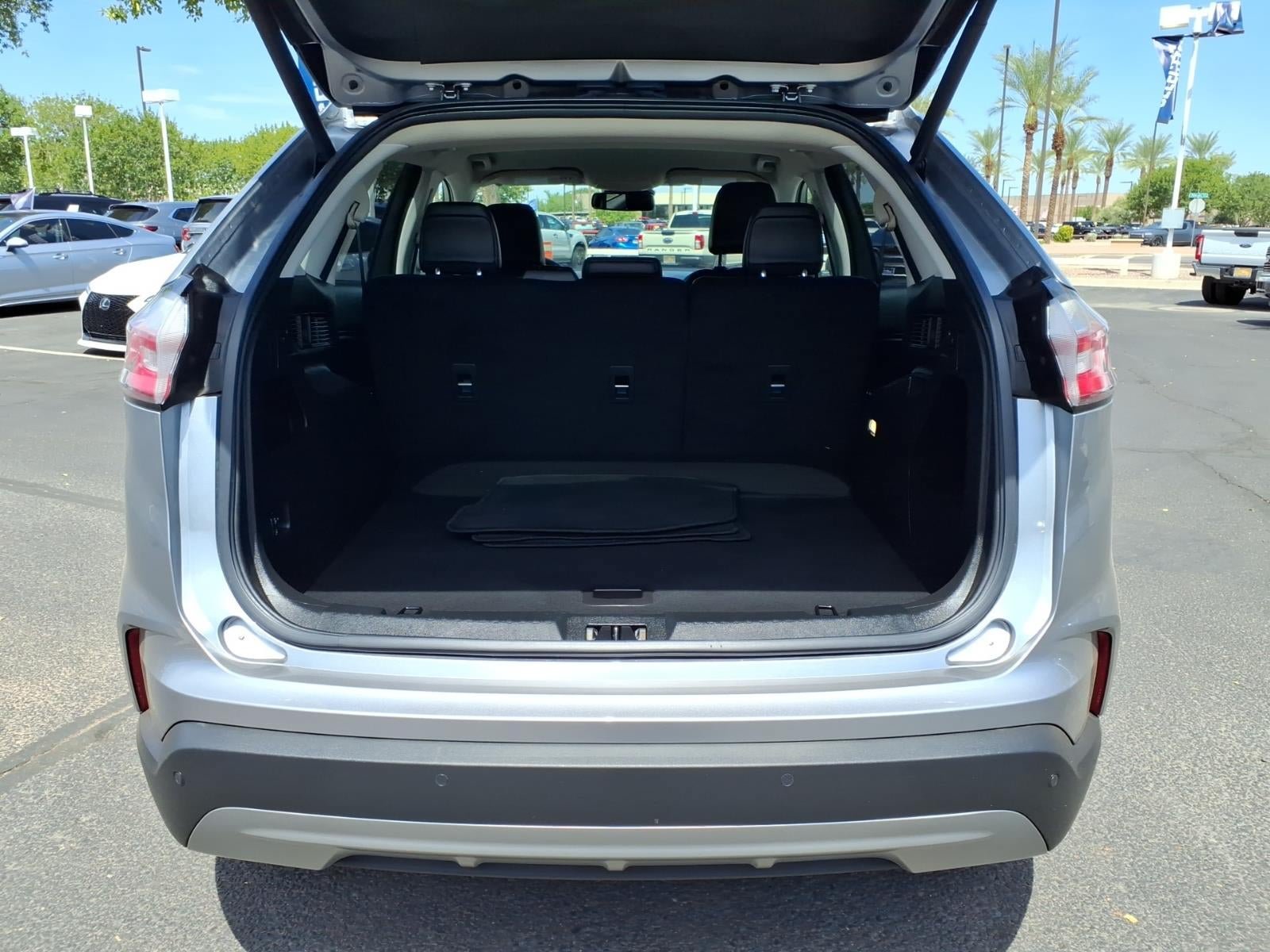 Certified 2023 Ford Edge SEL w/ Convenience Package AWD/4WD image 16