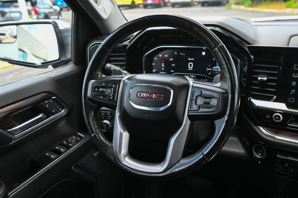 Used 2022 GMC Sierra 1500 SLT w/ SLT Convenience Package AWD/4WD image 31