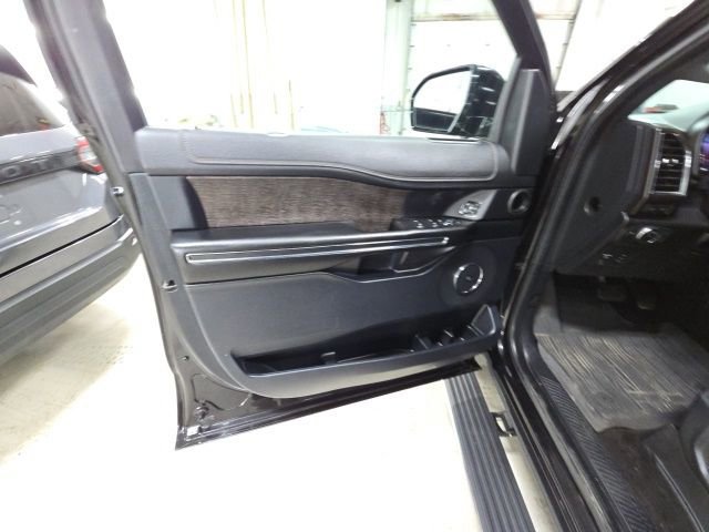 Certified 2020 Ford Expedition Max Limited w/ Equipment Group 302A image 24