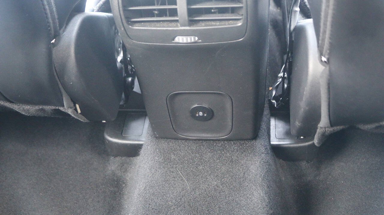 Certified 2025 Ford Escape ST-Line Select AWD/4WD image 14