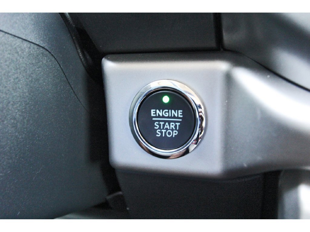 Certified 2024 Ford Expedition Max XLT RWD image 32