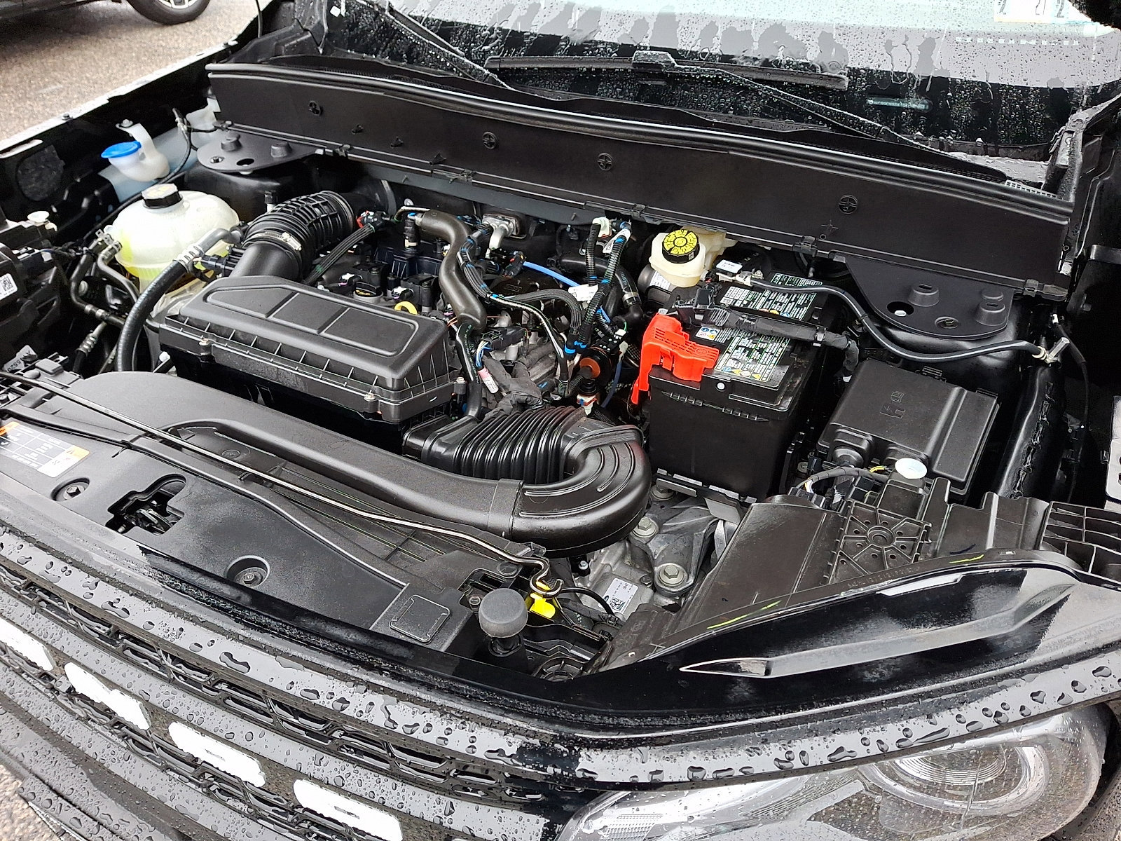 Certified 2025 Ford Bronco Sport Outer Banks w/ Outer Banks Tech Package+ image 32