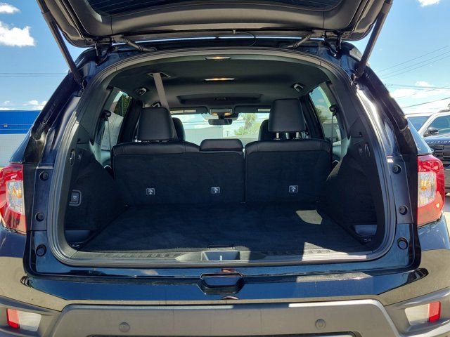 Used 2025 Honda Passport TrailSport image 13
