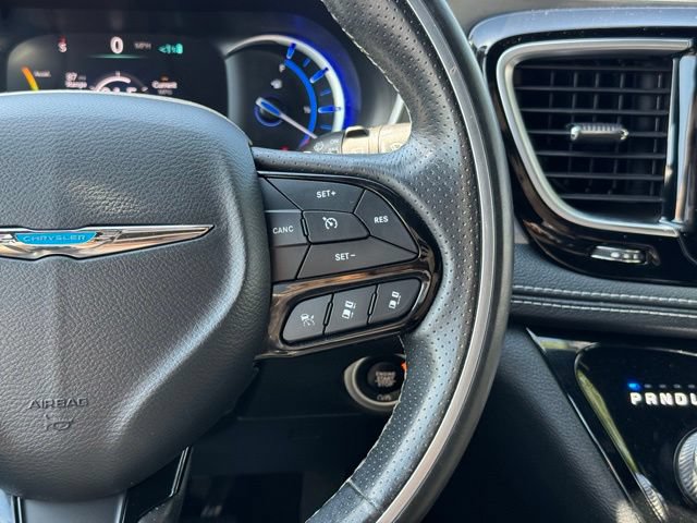 Used 2020 Chrysler Pacifica Limited w/ Advanced Safetytec Group FWD image 27